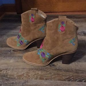 Western style ankle boots